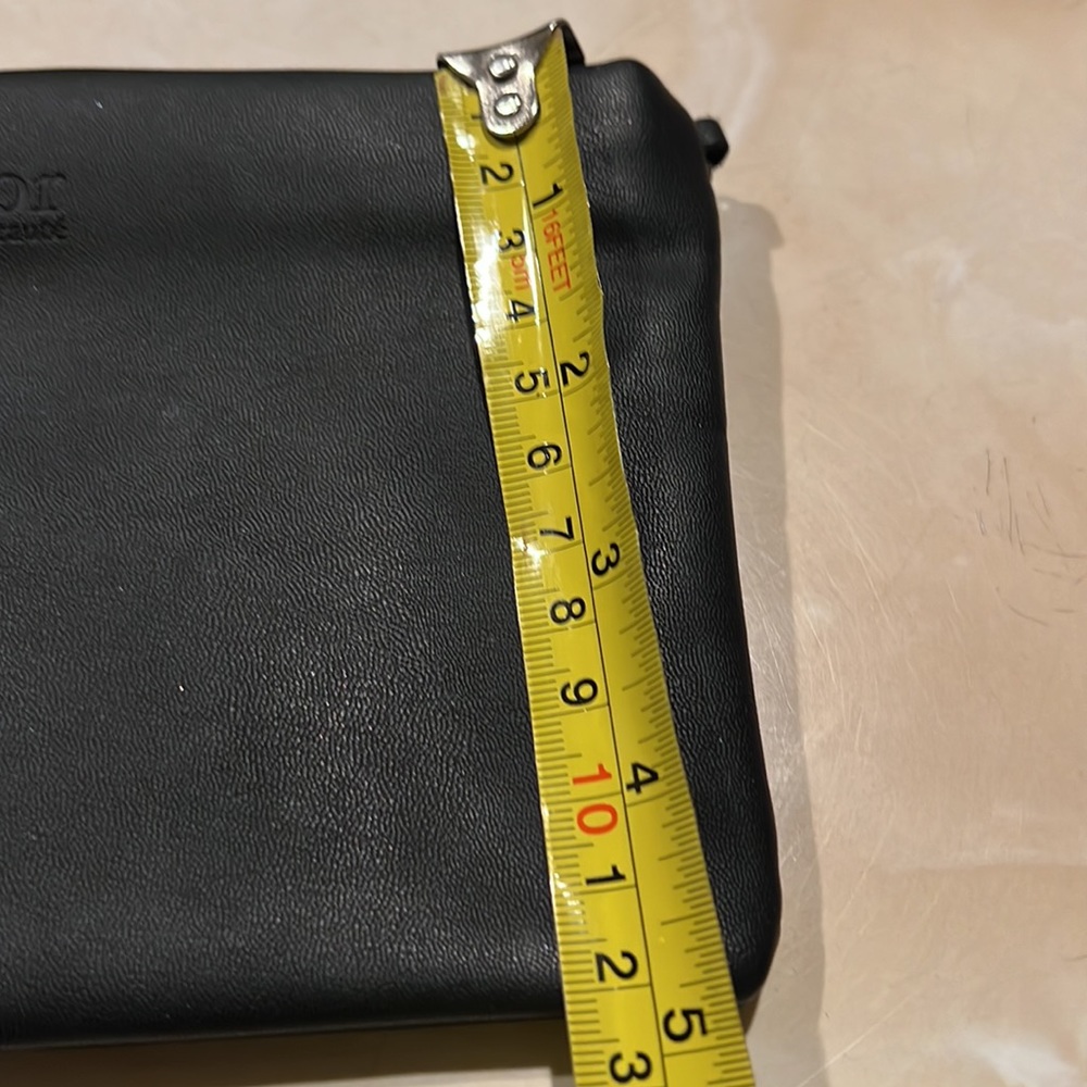 New Dior Make up bag - Picture 4 of 9